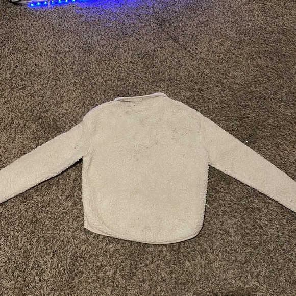 White fluffy sweater - Picture 2 of 2